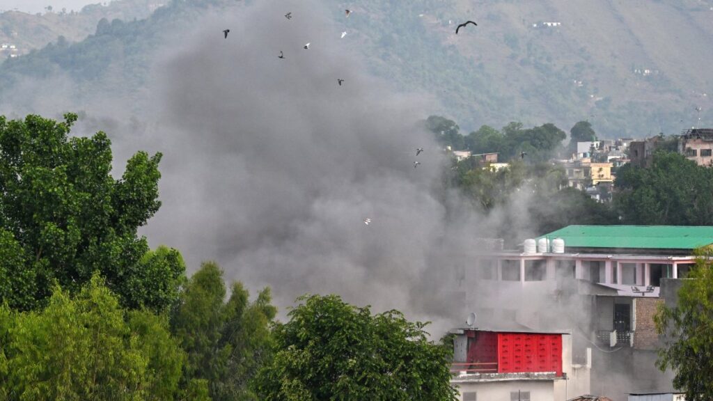 Bombardeo entre Pakistán e India