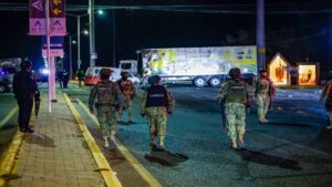Capturan a 11 integrantes de una célula delictiva en Culiacán; les incautan arsenal