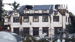 Tornado en Chile arrasa con casas y autos; deja severos daños