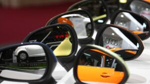 ¿Qué son los retrovisores calefactables, para qué sirven y cómo funcionan?