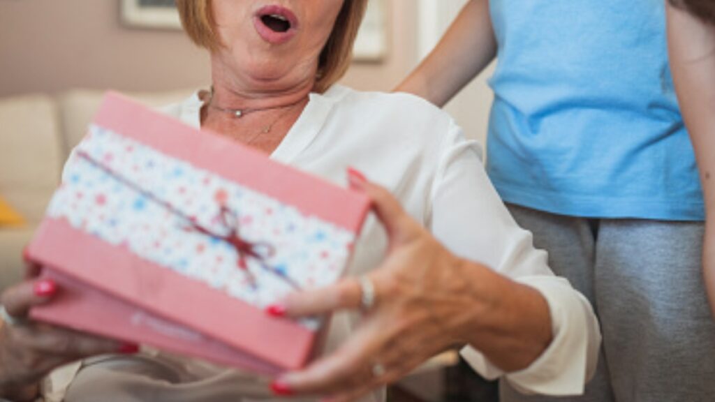 Hay regalos que no debes darle a mamá el 10 de mayo, ya que podrían ser un “fail”. ¿Cuáles son? Te lo compartimos.