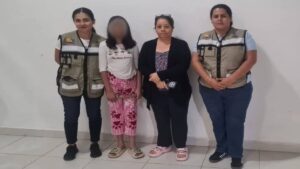 Detienen a madre y padrastro por maltrato infantil en Tuxtla Gutiérrez; video habría revelado el abuso