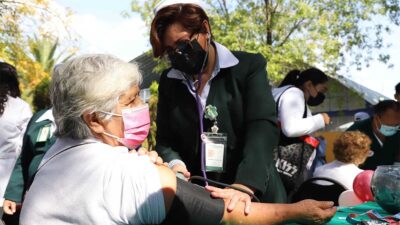 "Salud para Tod@s" ofrece atención médica gratuita.
