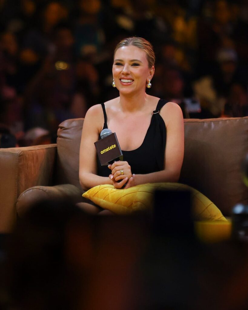 Scarlett Johansson en el CCXPMX 25