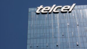 América Móvil informa sobre multa impuesta a Telcel por el IFT