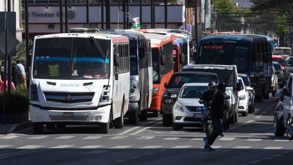 Transportistas de Edomex piden que se incremente el pasaje.