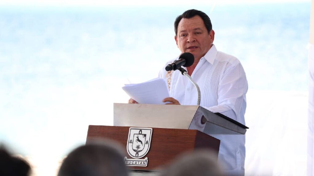 yucatan-reune-a-65-embajadores-en-torno-al-renacimiento-maya