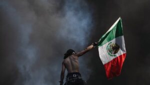 Migrantes mexicanos reaccionan: protestas en EE. UU. crecen