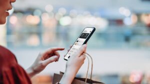 Ofrecen dinero rápido… y te roban: alertan por estafas en apps de préstamo en Edomex