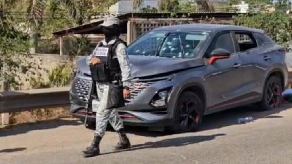 Balacera en El Limón de Los Ramos, Culiacán, deja 3 muertos y dos camionetas baleadas