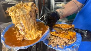 “Viernes Garnachero”: deliciosa birria en el barrio de Tepito