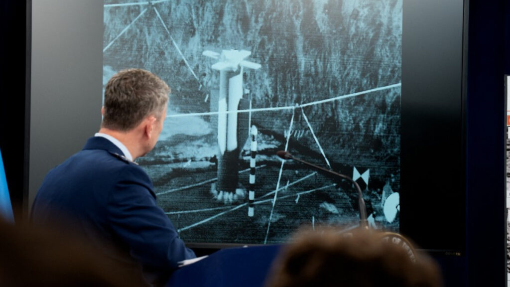 Pentágono exhibe poder de bomba antibúnker usada en Irán