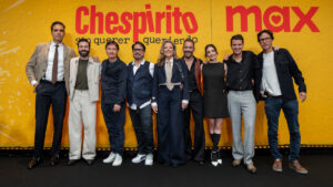 “Chespirito: Sin querer queriendo”, serie que retrata la luz y sombra del ídolo mexicano