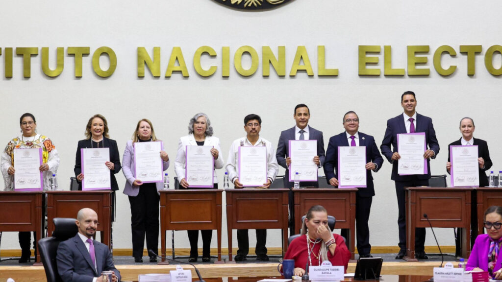 INE invalida triunfo de 21candidaturas