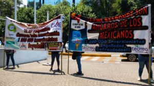 Ahorradores de CAME se manifiestan frente a la CNBV y exigen devolución de su dinero