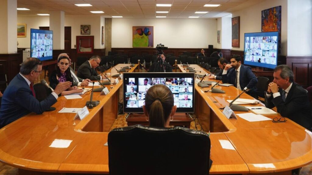 Claudia Sheinbaum se reúne con empresarios