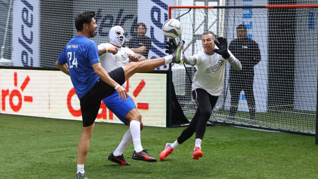 'De la Pista a la Cancha' arranca con la celebración del NASCAR Mexico City Weekend