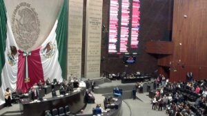 Legisladores aprueban Ley General de Población, contempla CURP con datos biométricos; pasa al Ejecutivo