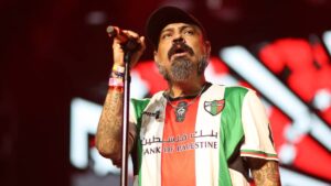 Dr. Shenka, vocalista de Panteón Rococó, está fuera de peligro tras sufrir un preinfarto