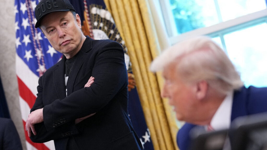 Musk explota contra ley presupuestaria de Trump