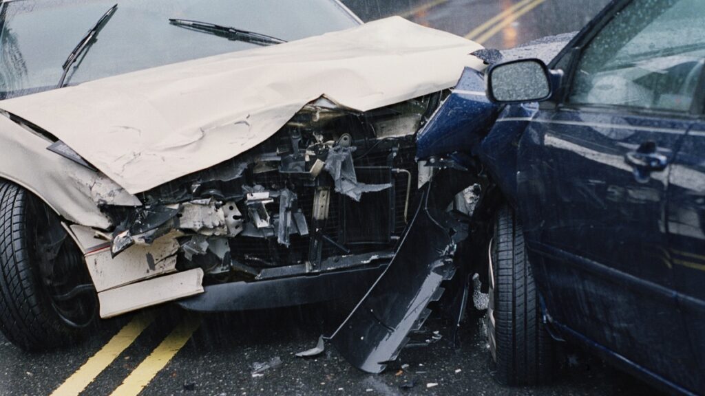 fuerte-video-atropellan-a-2-mujeres-y-disparan-a-un-hombre-por-presunta-disputa-de-terrenos-en-puebla