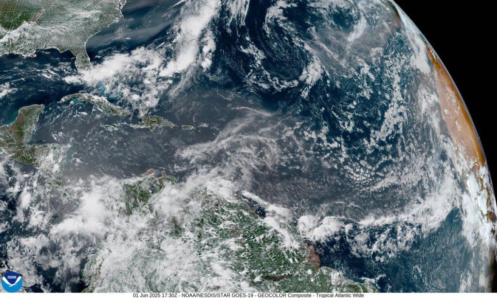 Enorme nube de polvo del Sahara cubre el Caribe; ¿afectará a México?