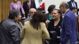 INE corrige, sólo tres candidatos a magistraturas no alcanzan 8 de promedio en licenciatura