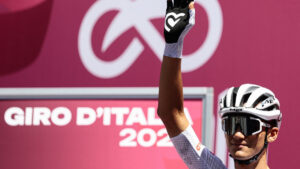 Isaac del Toro cierra el Giro de Italia 2025 como subcampeón y “Maglia Bianca”: mejores imágenes del día