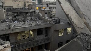 Israel afirma que eliminó a nueve científicos nucleares iraníes en ataques del viernes