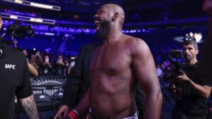 Jon Jones, polémica leyenda de las Artes Marciales Mixtas, se retira