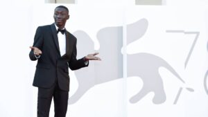 Khaby Lame es detenido en Estados Unidos, y se “autodeporta”; ve quién es y por qué es tan famoso