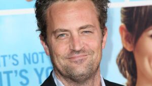 Médico acusado por muerte de Matthew Perry, actor de “Friends”, se declarará culpable