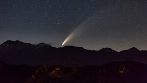 ¿Lo viste? Meteorito cruza cielo en la madrugada en Coahuila y Nuevo León; videos