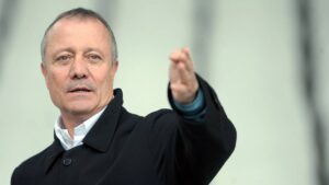 Muere Bernard Lacombe, leyenda del Lyon y goleador histórico de Francia