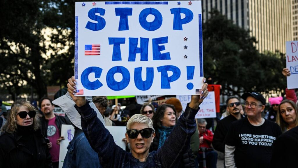 “No kings day”: más de mil protestas en EE. UU. contra Trump y su desfile militar