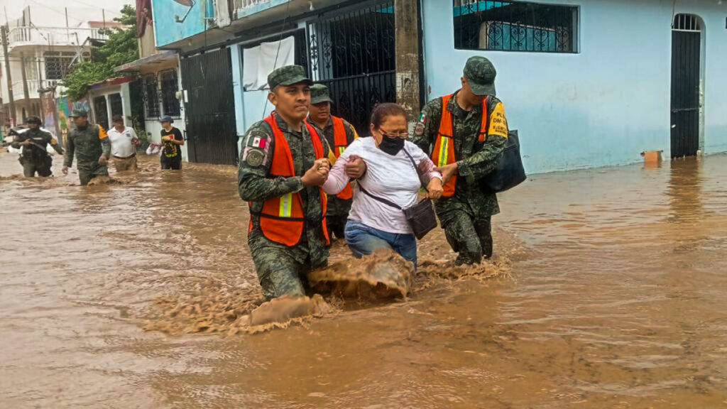 ¿Qué pide la OPS a los países por temporada de huracanes?