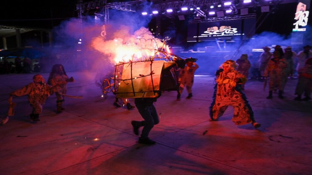 Explota pirotecnia durante procesión en Yautepec, Puebla; video del momento