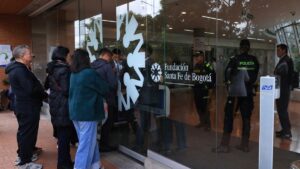 Estado del aspirante a la presidencia baleado en Colombia es de “máxima gravedad”