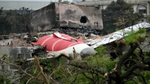 Hallan caja negra del vuelo de Air India que se estrelló en Ahmedabad y dejó 265 muertos