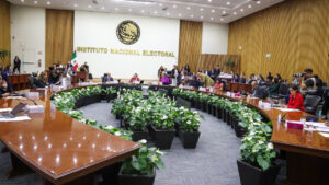 ¡Todo listo! INE recibe a invitados para entrega de constancias de mayoría a ministros de la SCJN