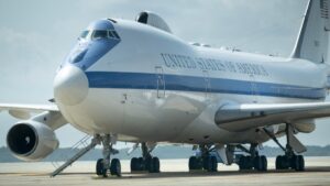 ¿Qué es el avión del Día del Juicio Final que tiene el presidente de Estados Unidos en caso de ataque nuclear?