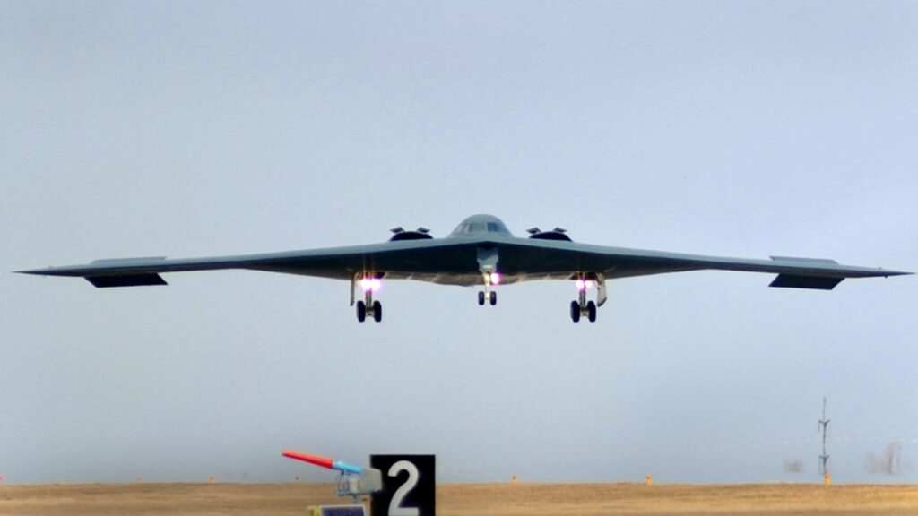 ¿Qué tiene de especial el avión B-2 Spirit que usó Estados Unidos en el bombardeo a Irán?