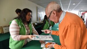 Reemplacamiento Edomex 2025: recibe tus placas en casa o la oficina
