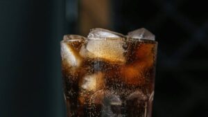 ¿Tomas refresco dietético y tienes diabetes? Expertos alertan por efectos negativos, dan alternativa