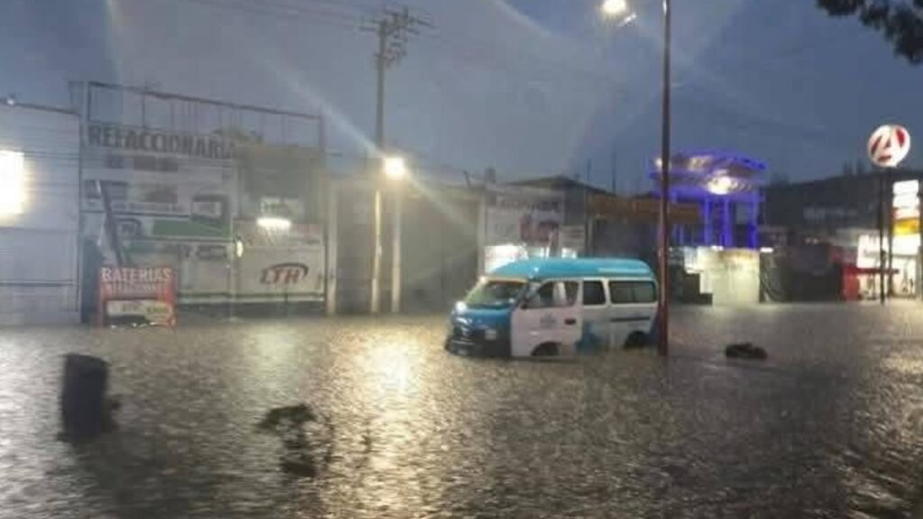 Se desborda el río La Coyotera tras fuertes lluvias en Ixtapaluca
