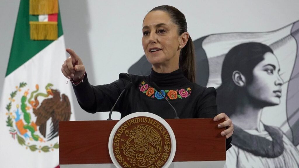 Sheinbaum confirma investigación por refinería clandestina en Veracruz.