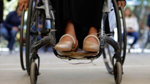 Servir para el Bienestar Edomex 2025: ¿cómo recibir una silla de ruedas o andadera gratis?