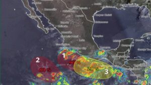 Conagua vigila tres zonas con potencial ciclónico en costas del Pacífico; traerán lluvias a estos estados   