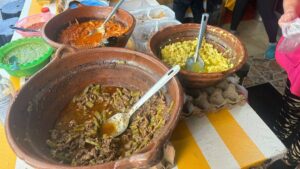 “Viernes Garnachero” ricos tacos de guisado de “Mi Rey” en Peralvillo