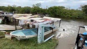 Evacuan a más de 300 familias en Tamaulipas ante desbordamiento de ríos
